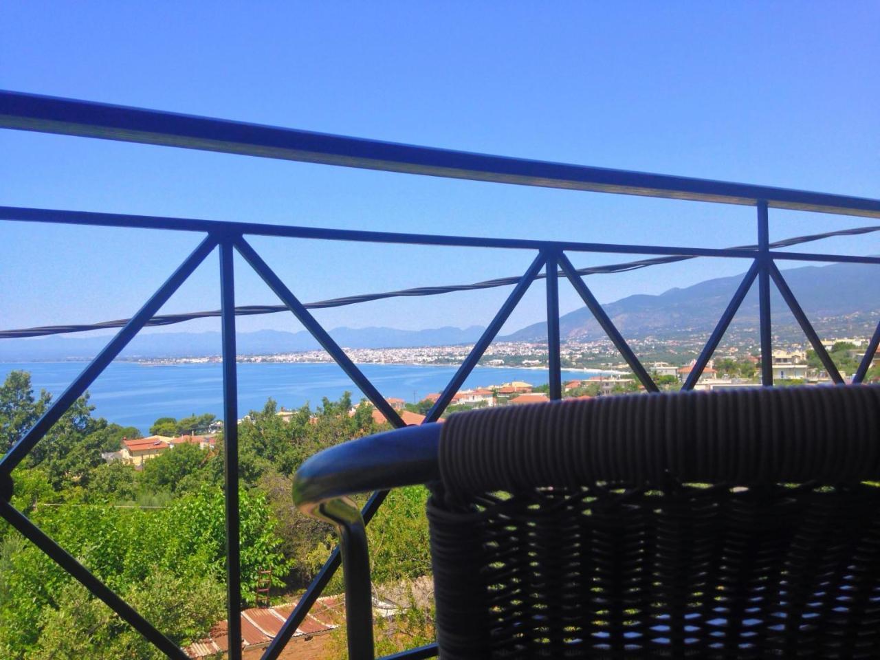 Semiramis Suites With Pool Kalamata Exterior photo